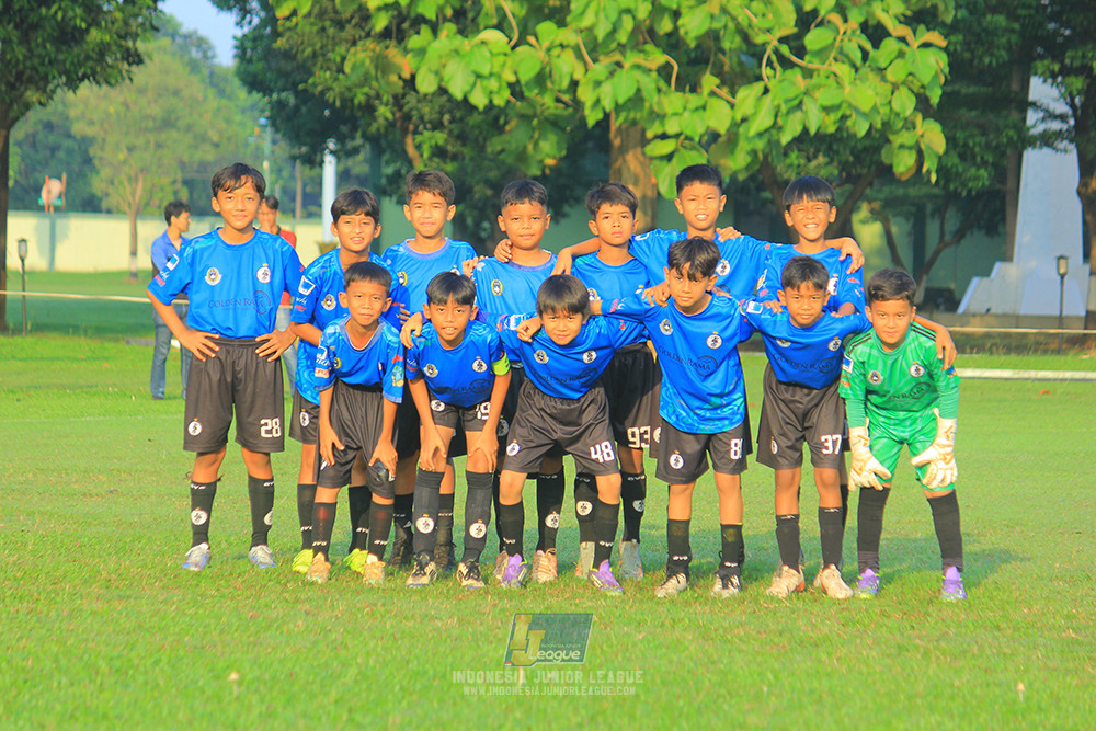 ijl u11 240526 steelford united vs kids soccer family