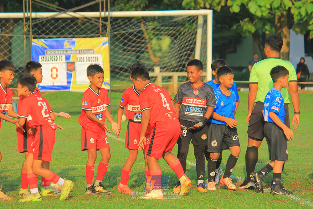 ijl u11 240526 steelford united vs kids soccer family
