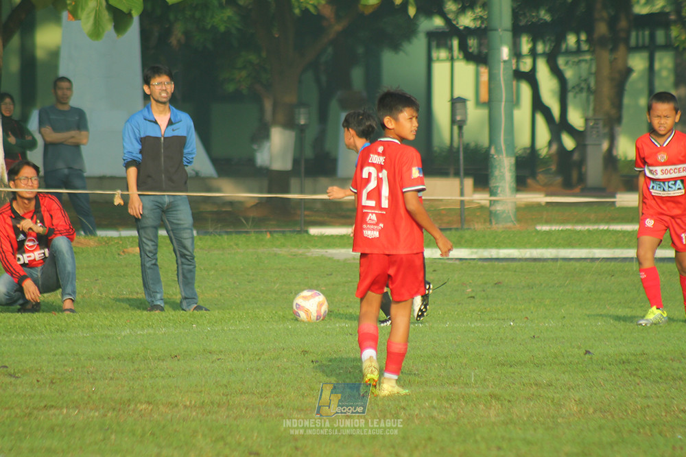 ijl u11 240526 steelford united vs kids soccer family