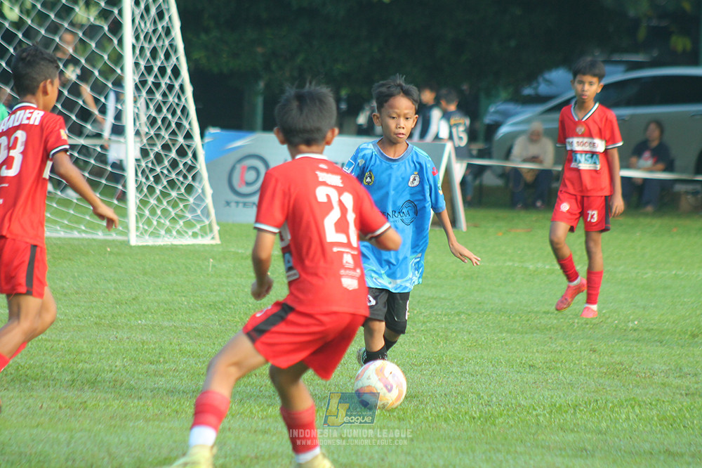 ijl u11 240526 steelford united vs kids soccer family