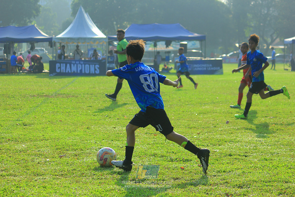 ijl u11 240526 steelford united vs kids soccer family