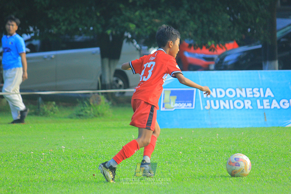 ijl u11 240526 steelford united vs kids soccer family
