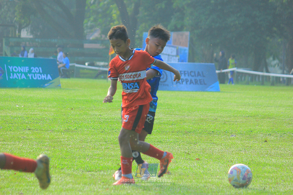 ijl u11 240526 steelford united vs kids soccer family