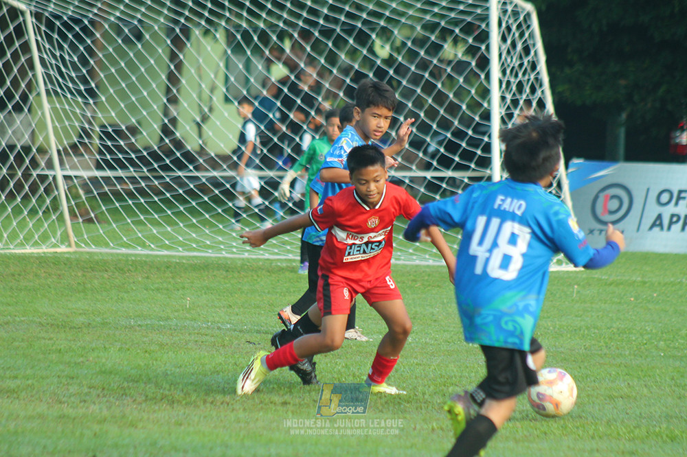 ijl u11 240526 steelford united vs kids soccer family