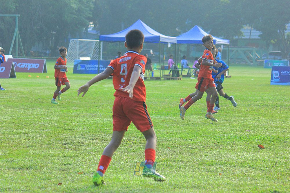 ijl u11 240526 steelford united vs kids soccer family