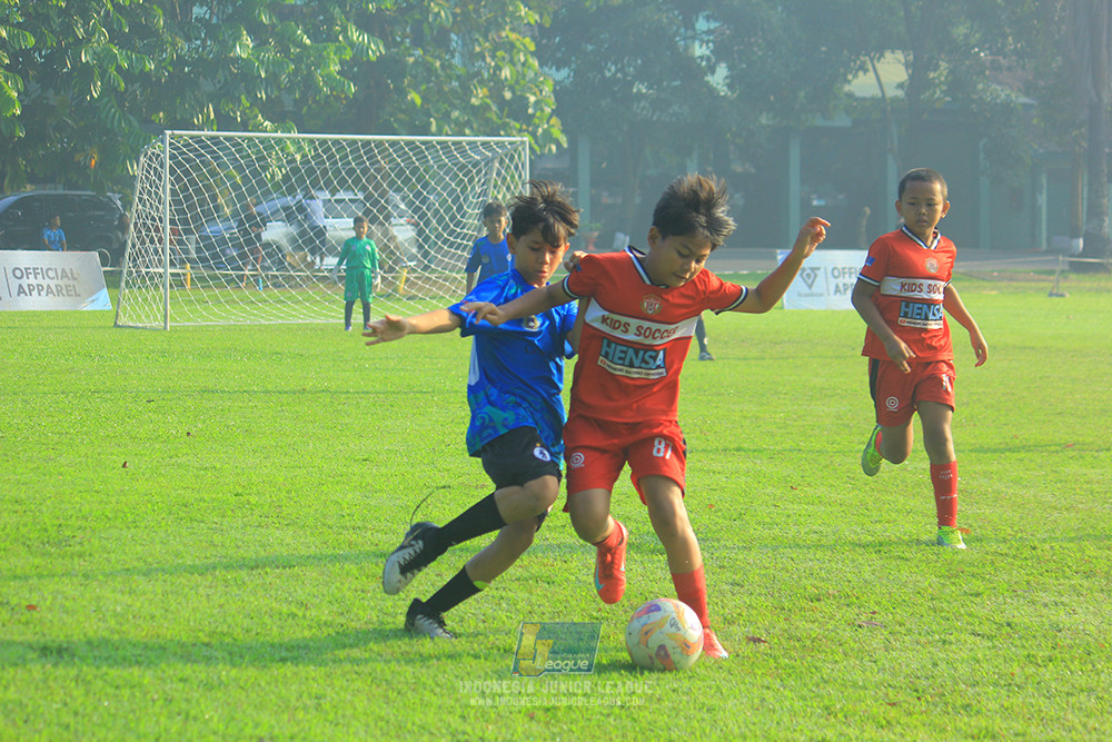 ijl u11 240526 steelford united vs kids soccer family