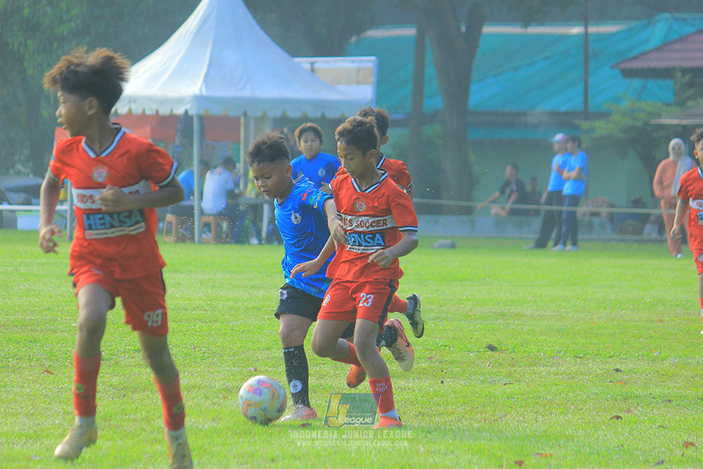 ijl u11 240526 steelford united vs kids soccer family