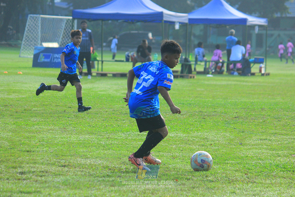ijl u11 240526 steelford united vs kids soccer family