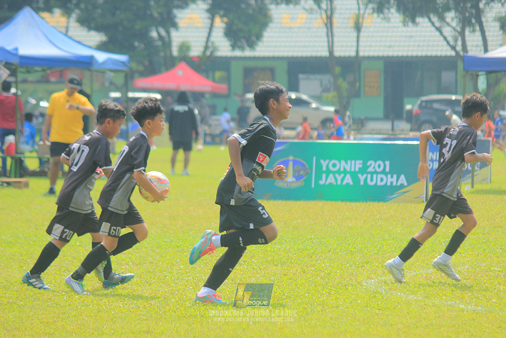 ijl u11 260426 jips soccer vs brazillian ss lfa