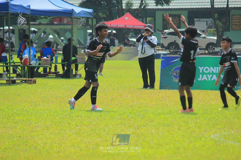 ijl u11 260426 jips soccer vs brazillian ss lfa