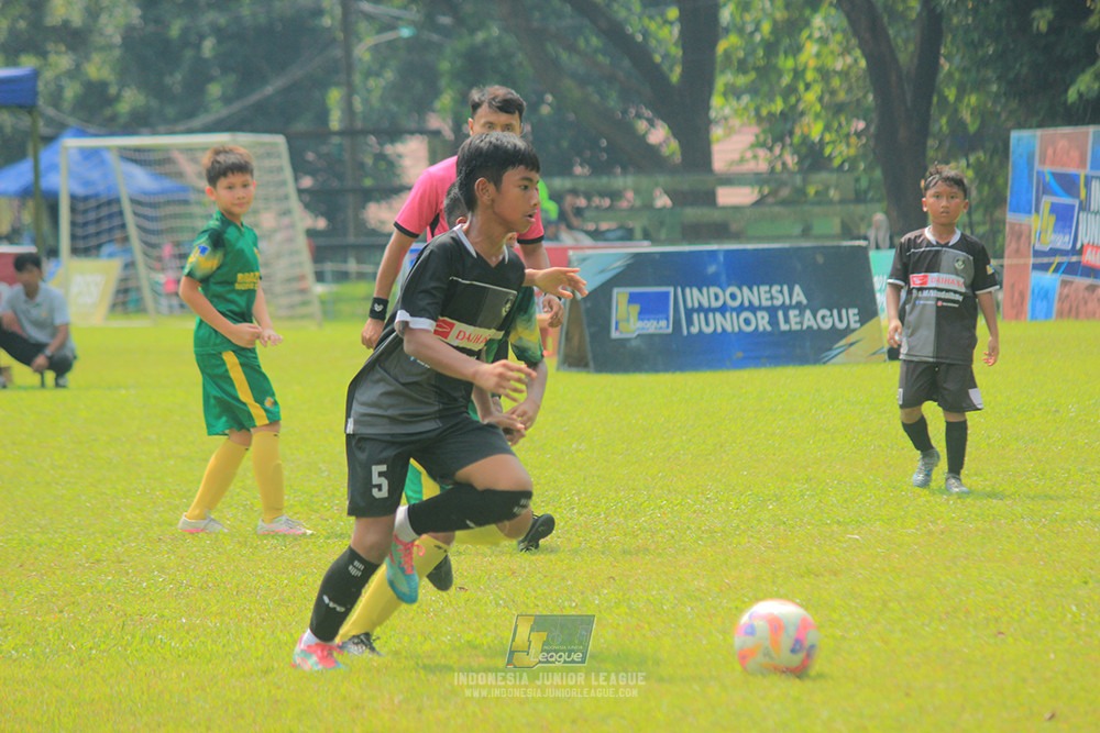 ijl u11 260426 jips soccer vs brazillian ss lfa