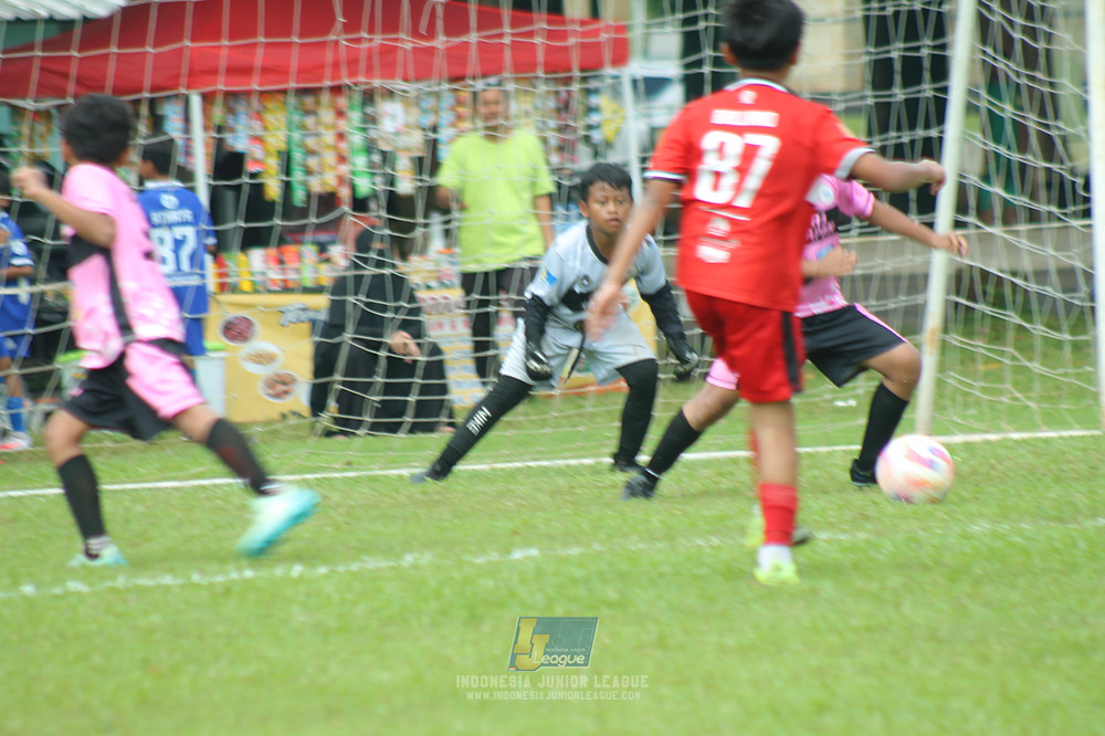 ijl u11 260426 kids soccer familly vs putra harapan