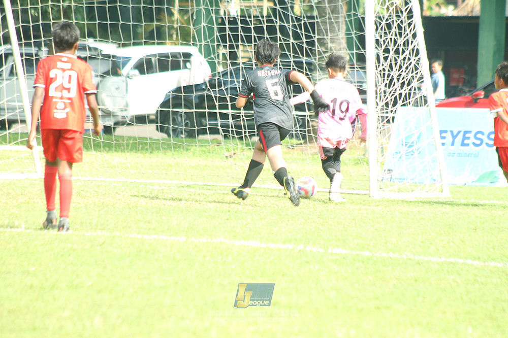 ijl u11 260426 kids soccer familly vs putra harapan