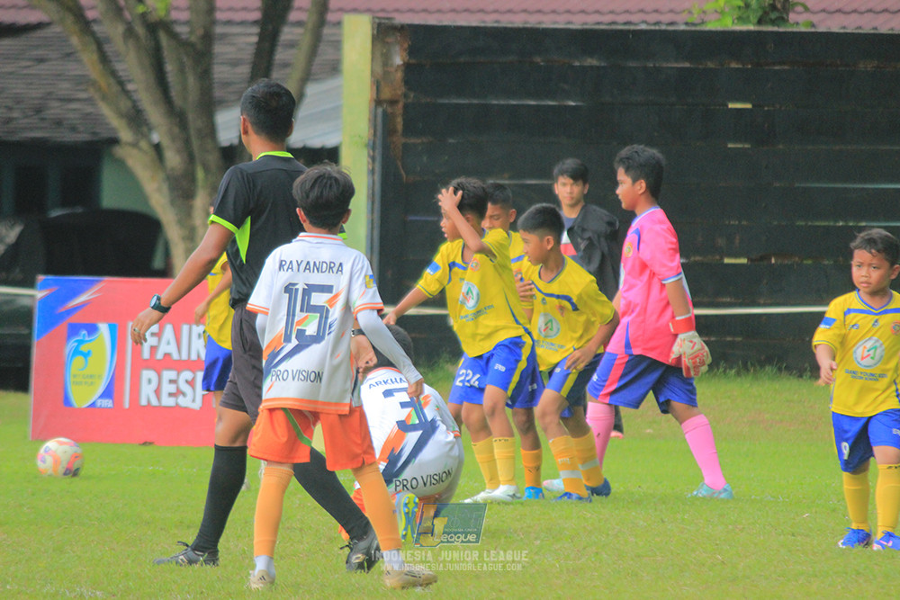 ijl u11 260426 provision soccer school vs grand young kids