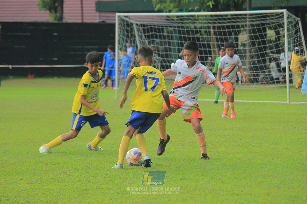 ijl u11 260426 provision soccer school vs grand young kids