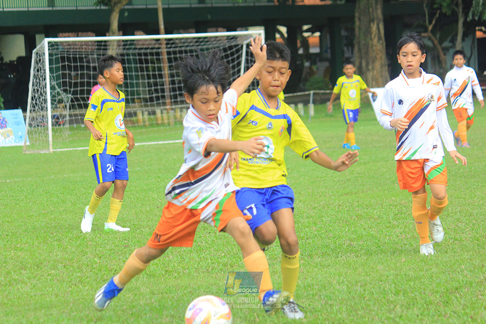 ijl u11 260426 provision soccer school vs grand young kids