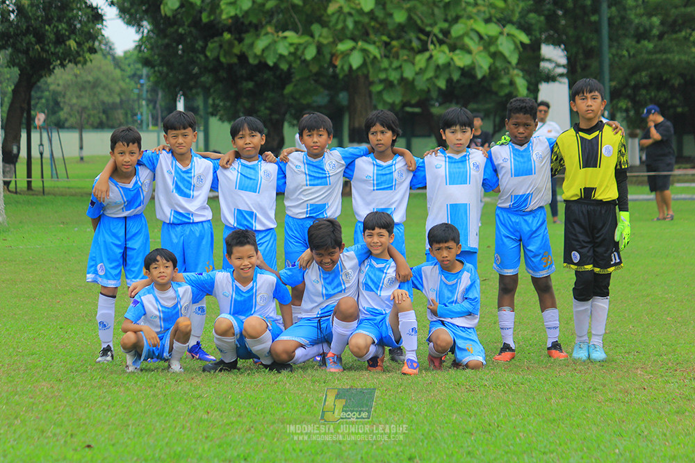 ijl u11 310526 proball football vs soccer future lab