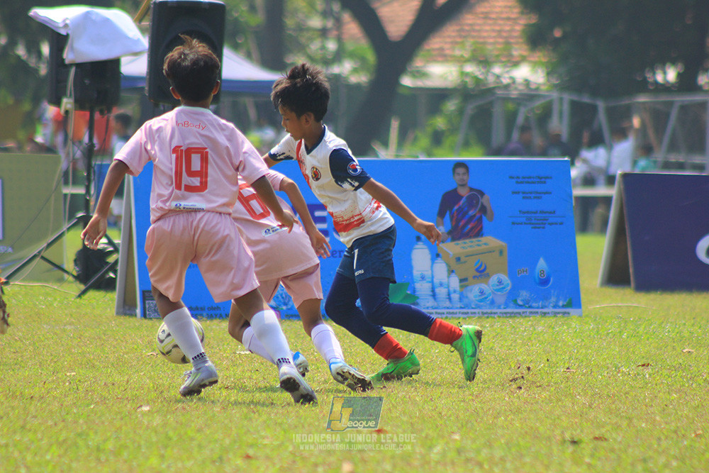 ijl u12 100825 binna banua fc red vs shin taeyong academy
