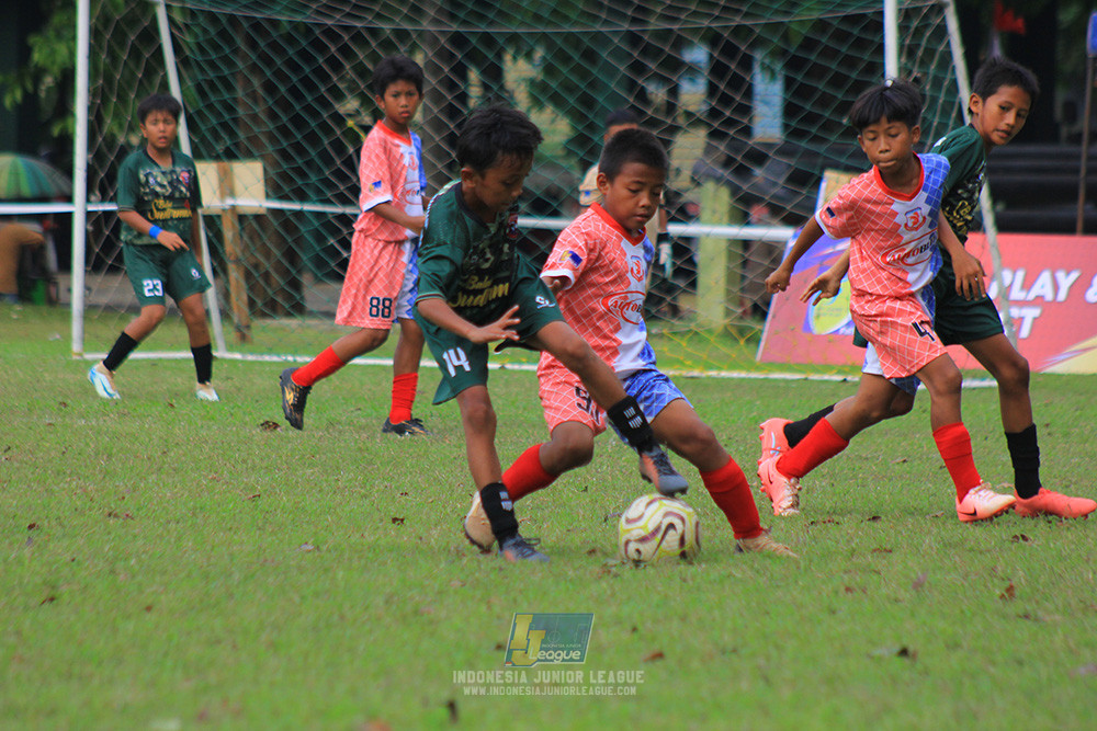 ijl u12 100825 endang witarsa fc vs wieadhika soccer