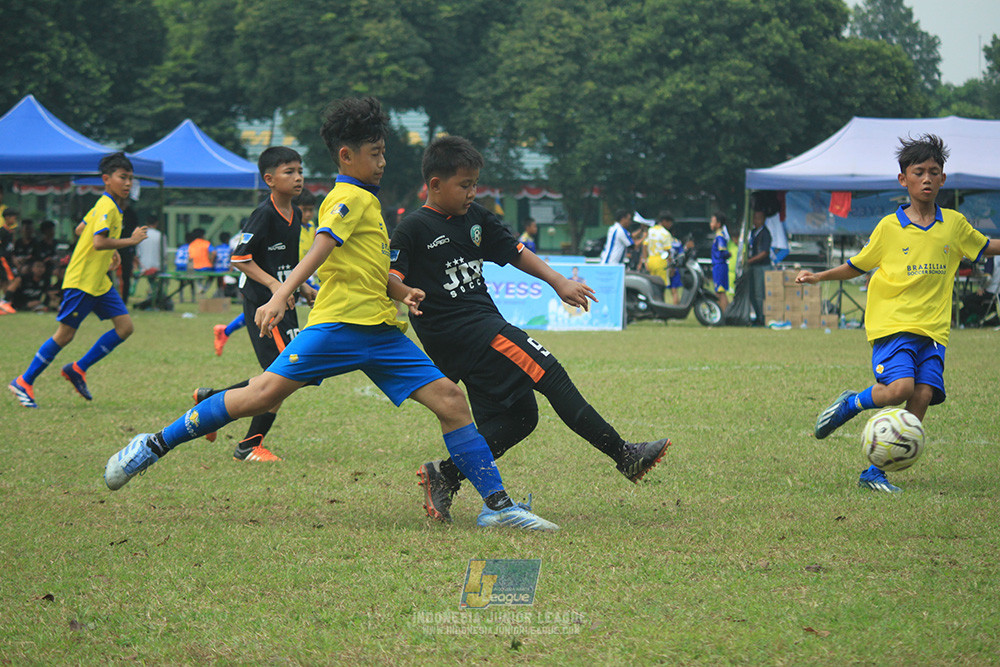 ijl u12 100825 jips soccer vs brazillian soccer bintaro