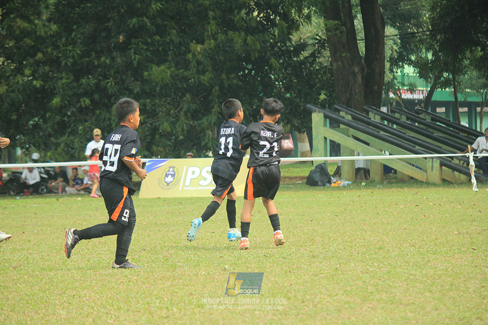 ijl u12 100825 jips soccer vs brazillian soccer bintaro