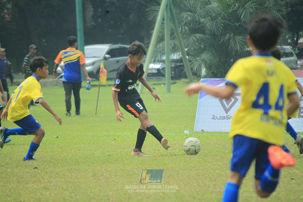 ijl u12 100825 jips soccer vs brazillian soccer bintaro