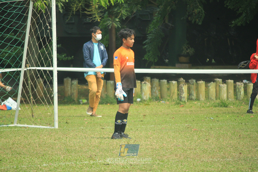 ijl u12 100825 jips soccer vs brazillian soccer bintaro