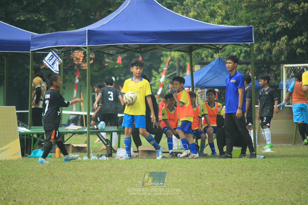 ijl u12 100825 jips soccer vs brazillian soccer bintaro