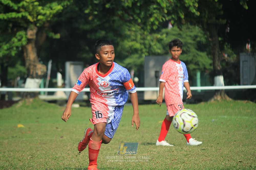ijl u12 100825 wins soccer school vs endang witarsa ss