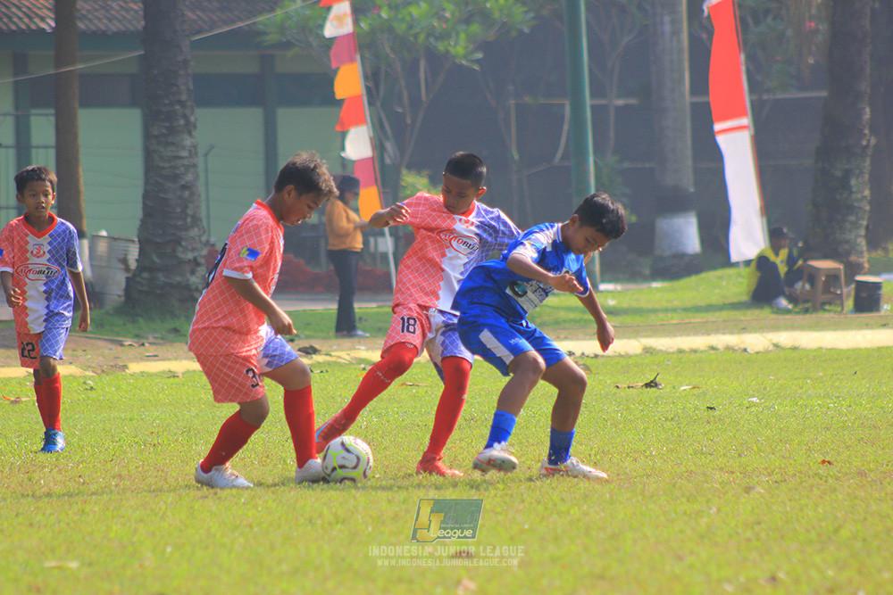 ijl u12 100825 wins soccer school vs endang witarsa ss