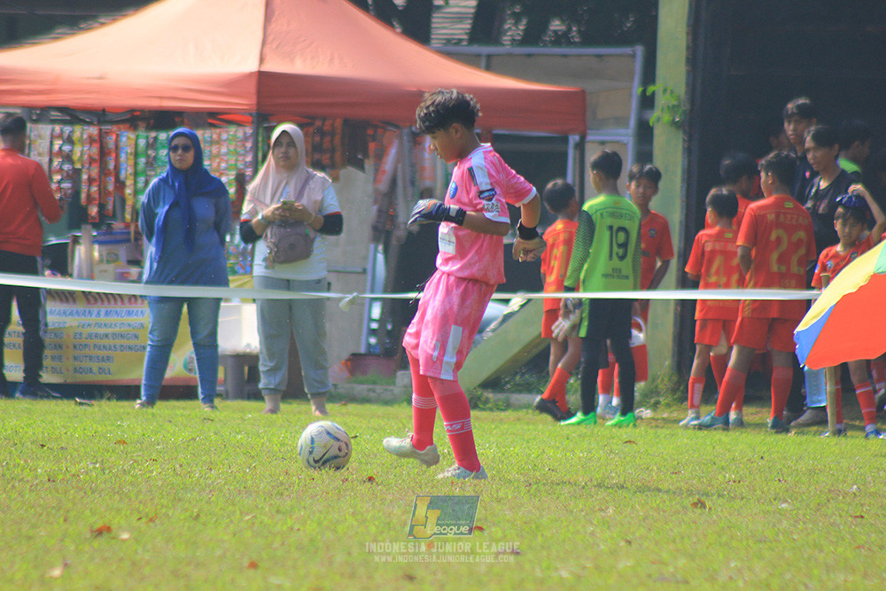 ijl u12 100825 wins soccer school vs endang witarsa ss