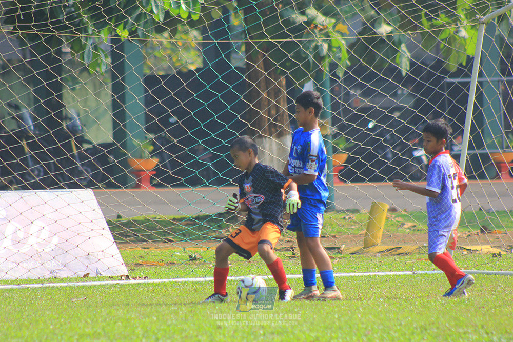 ijl u12 100825 wins soccer school vs endang witarsa ss