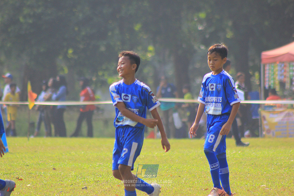 ijl u12 100825 wins soccer school vs endang witarsa ss