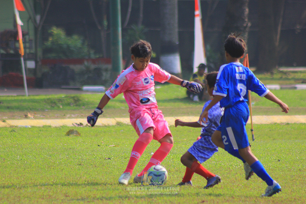 ijl u12 100825 wins soccer school vs endang witarsa ss