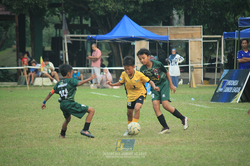 ijl u12 100825 wiradhika soccer vs newland fa