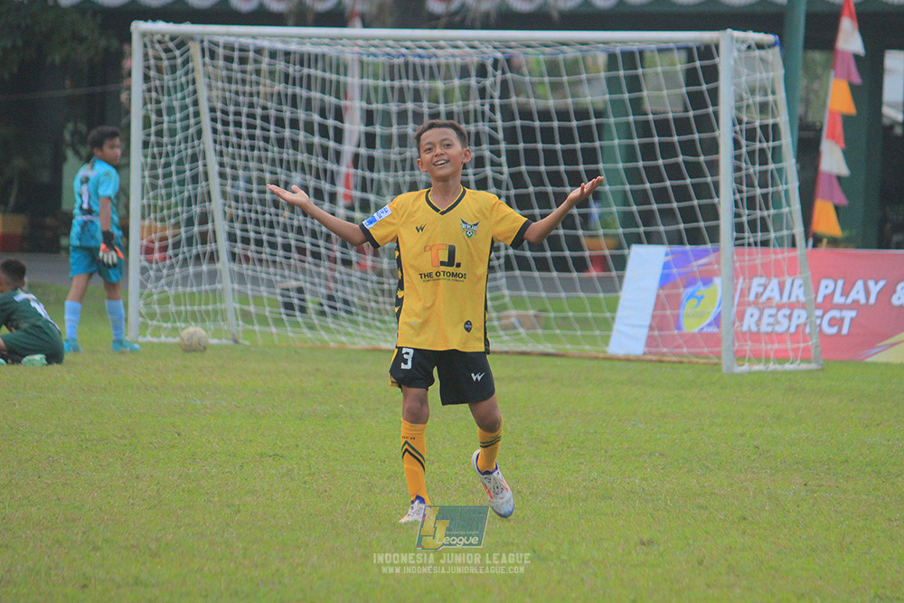 ijl u12 100825 wiradhika soccer vs newland fa