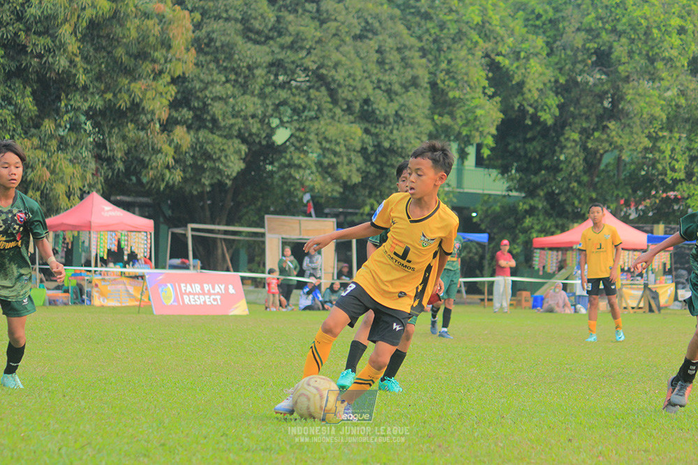 ijl u12 100825 wiradhika soccer vs newland fa