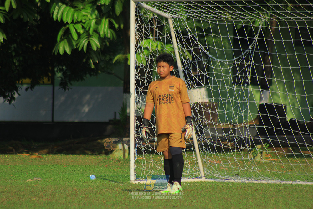 ijl u12 121025 akademi persib bogor vs shin taeyong academy