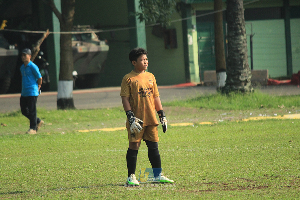 ijl u12 121025 akademi persib bogor vs shin taeyong academy