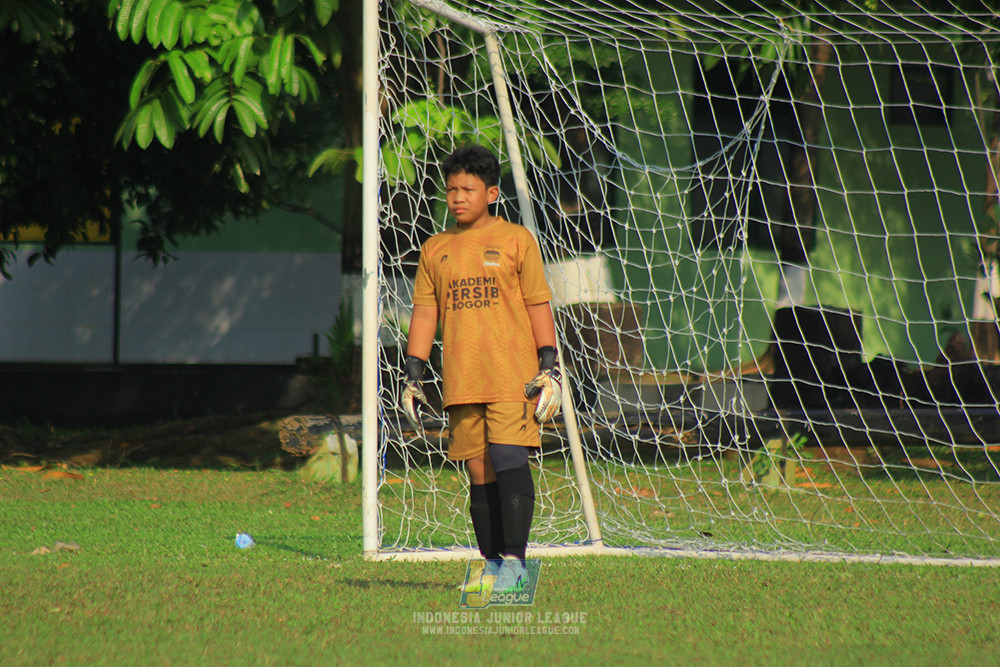 ijl u12 121025 akademi persib bogor vs shin taeyong academy