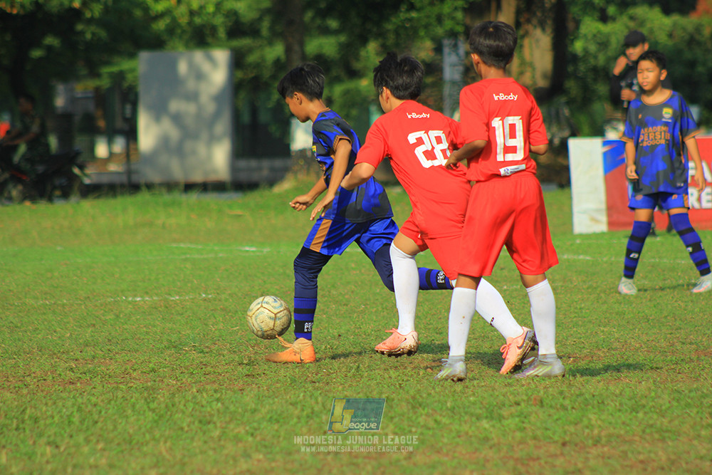 ijl u12 121025 akademi persib bogor vs shin taeyong academy