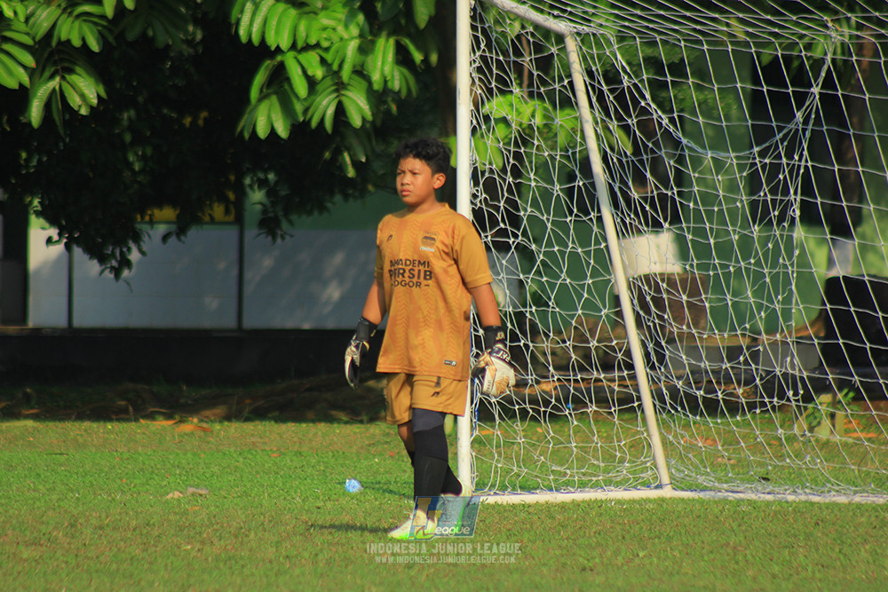 ijl u12 121025 akademi persib bogor vs shin taeyong academy