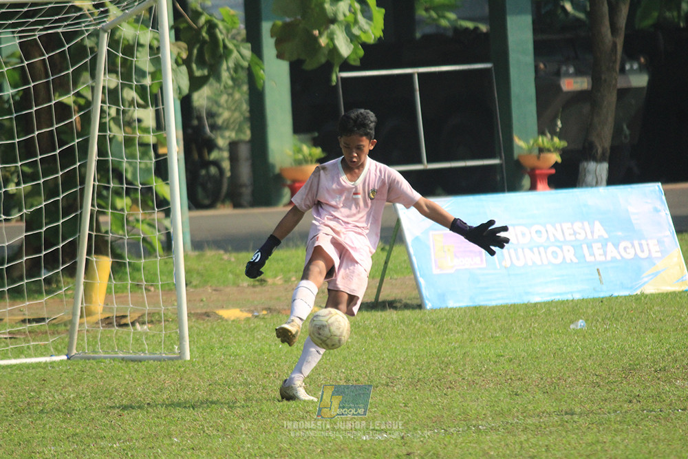 ijl u12 121025 akademi persib bogor vs shin taeyong academy