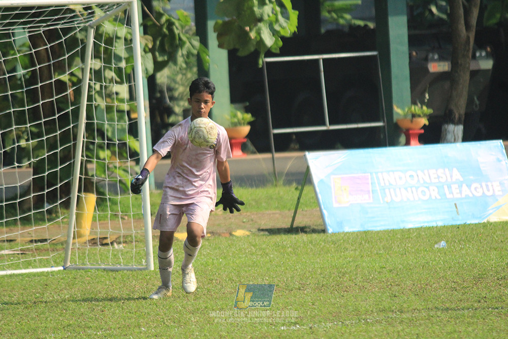 ijl u12 121025 akademi persib bogor vs shin taeyong academy