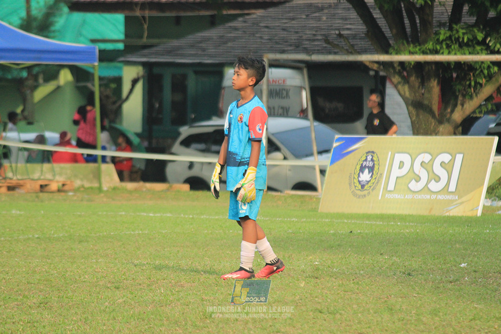 ijl u12 121025 brazillian soccer depok vs binna banua fc blue
