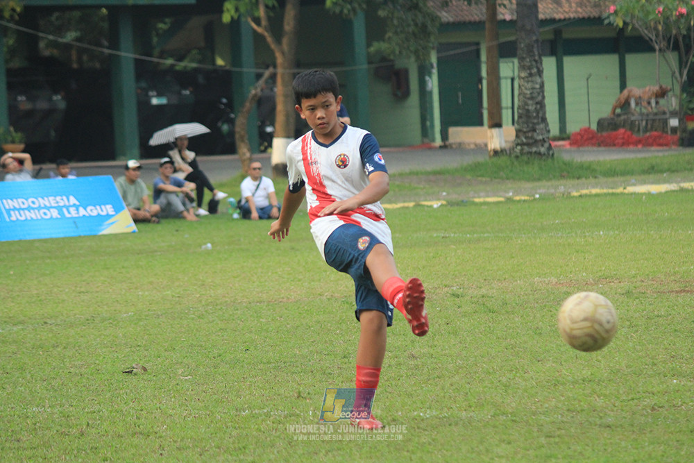 ijl u12 121025 brazillian soccer depok vs binna banua fc blue