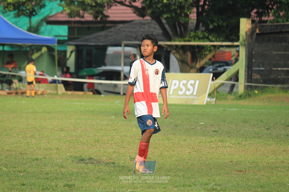 ijl u12 121025 brazillian soccer depok vs binna banua fc blue