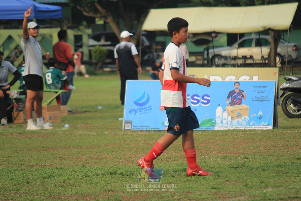 ijl u12 121025 brazillian soccer depok vs binna banua fc blue