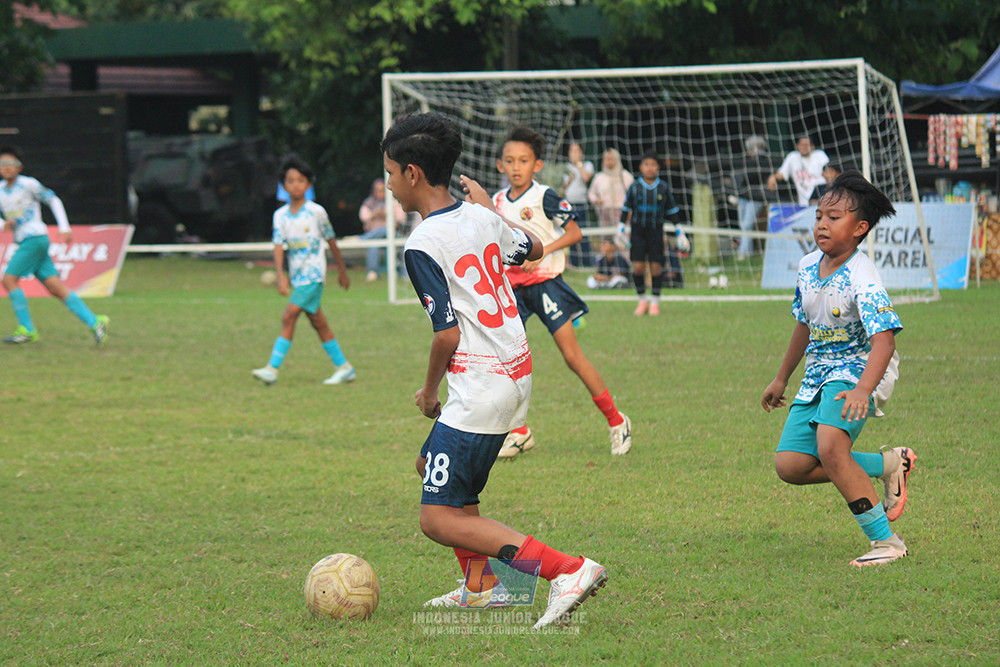ijl u12 121025 brazillian soccer depok vs binna banua fc blue