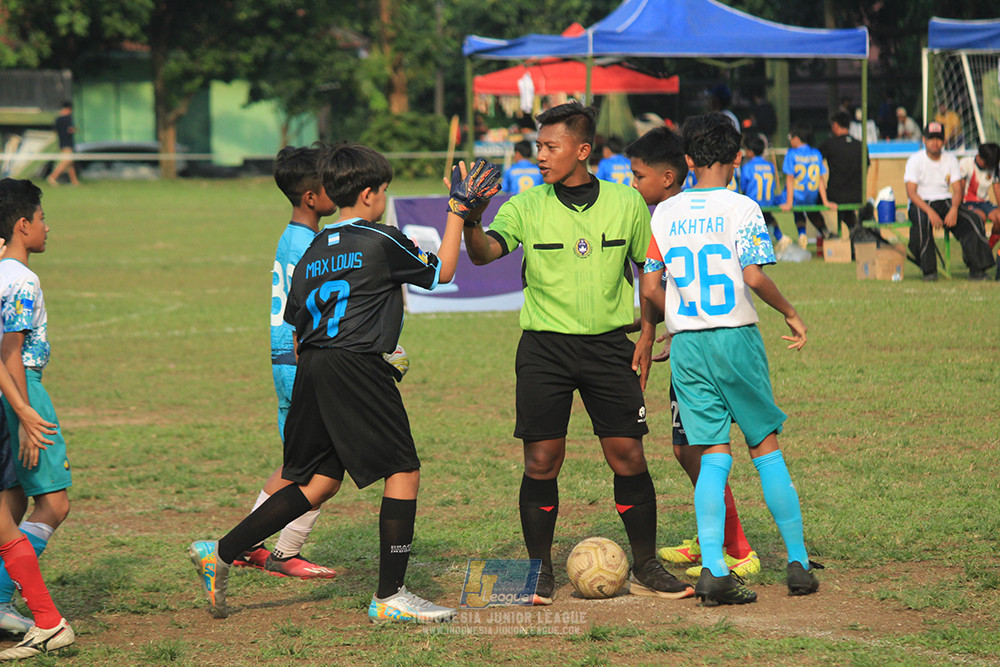 ijl u12 121025 brazillian soccer depok vs binna banua fc blue